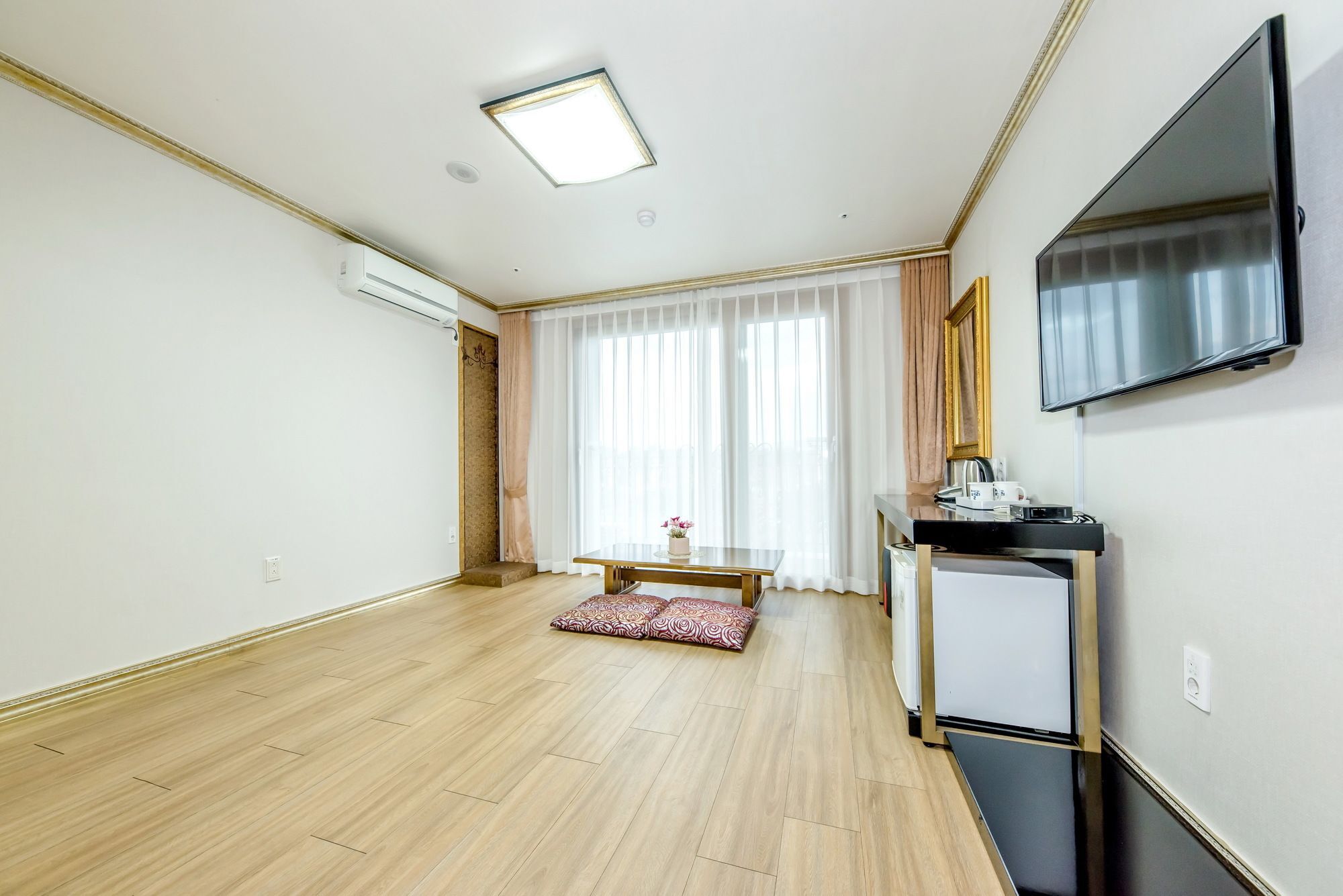 Pearly Hotel Jeju Exterior foto